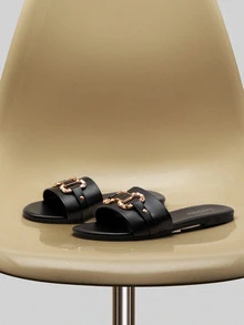 NobleVue Plus Size Women Black Round Toe Slip On Flat Sandals, Casual Slip-On Lightweight Slippers, Suitable For Daily Wear, Summer - Black - View 1