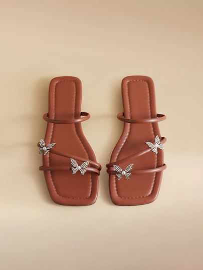 Glizzene 经典时尚新款女士平底休闲交叉绑带闪亮蝴蝶珍珠装饰时尚拖鞋婚礼鞋