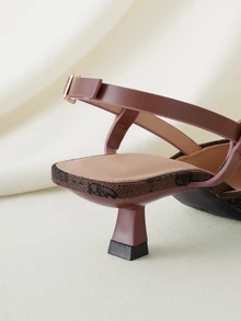 Clariva Zapatos de tacón alto con punta cuadrada y decoración de cadena, elegantes tacones de aguja marrones para primavera, otoño, fiestas al aire viajes diarios, elegantes - Café integral - Ver 3