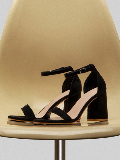 NobleVue Elegante Damen Perlenschleife Formelle Schuhe, Runde Spitze Sexy Weiße Weiche Leder Plateau Absatz Party Sandalen