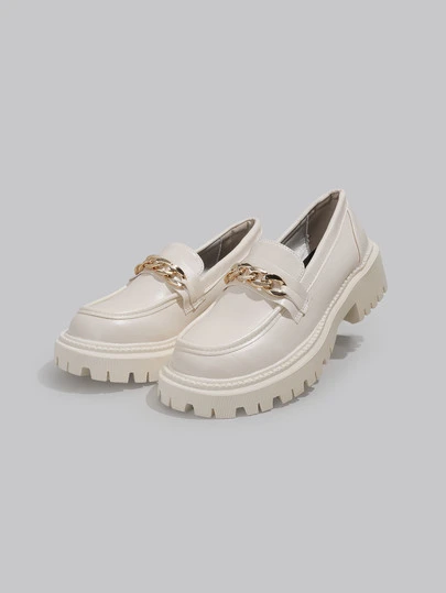 DareSee 2025 New Spring Thick Sole British Style Loafers For Women, Versatile Commuter Vintage Slip-On Flats With Metal Buckle, White & Black