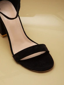 NobleVue 女士优雅珍珠蝴蝶结正装鞋，圆头性感白色软皮粗跟派对凉鞋 - 黑色 - 查看 2