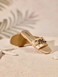 Tropiscape Sandalias de mujer con detalles de cadena en color dorado, cómodas y elegantes para uso en interiores y exteriores, estilo Cottagecore, atuendo de verano - Champán - Ver 2