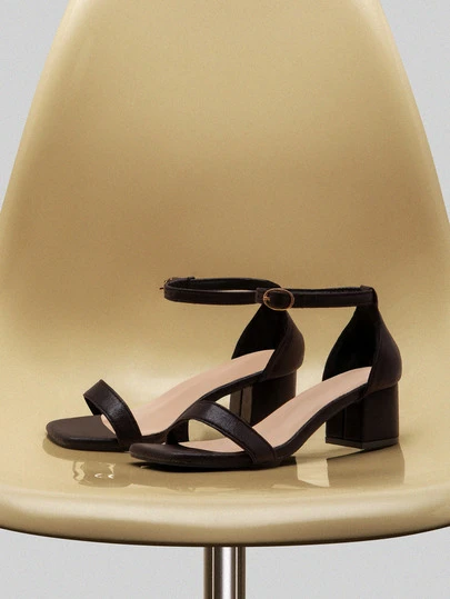 NobleVue Women's Plus Size New Style Mid-Heel Thick Heel Square Toe Strap High Heels, Elegant Sexy Open-Toe, Soft Sole Non-Slip Comfortable, Black Everyday Commute Versatile Heeled Pumps