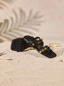 Tropiscape 女士平底凉鞋，露趾方头，时尚休闲风，适合搭配连衣裙、海滩漫步、日常休闲穿着，黑金配色，轻便舒适。 - 黑色 - 查看 4