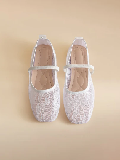 Glizzene 方头花卉蕾丝网眼女士平底玛丽珍芭蕾鞋，时尚、舒适、透气、一脚蹬，休闲/工作场合皆宜，温柔优雅，适合婚礼等场合。