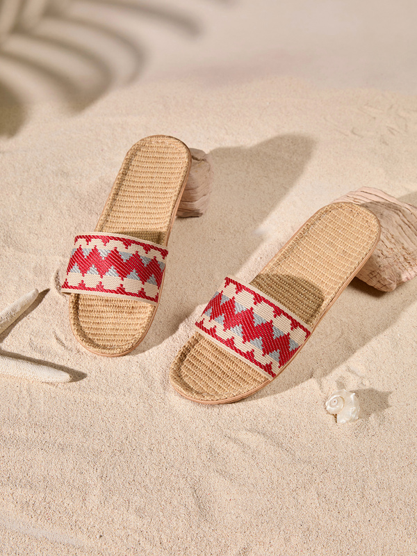 Tropiscape Fall/Winter Women's Spring/Summer Strap Red Wavy Pattern Indoor/Outdoor Slippers, Fashionable Grass Weave Bottom Summer Vacation Slippers For Women,Fluffy Slippers