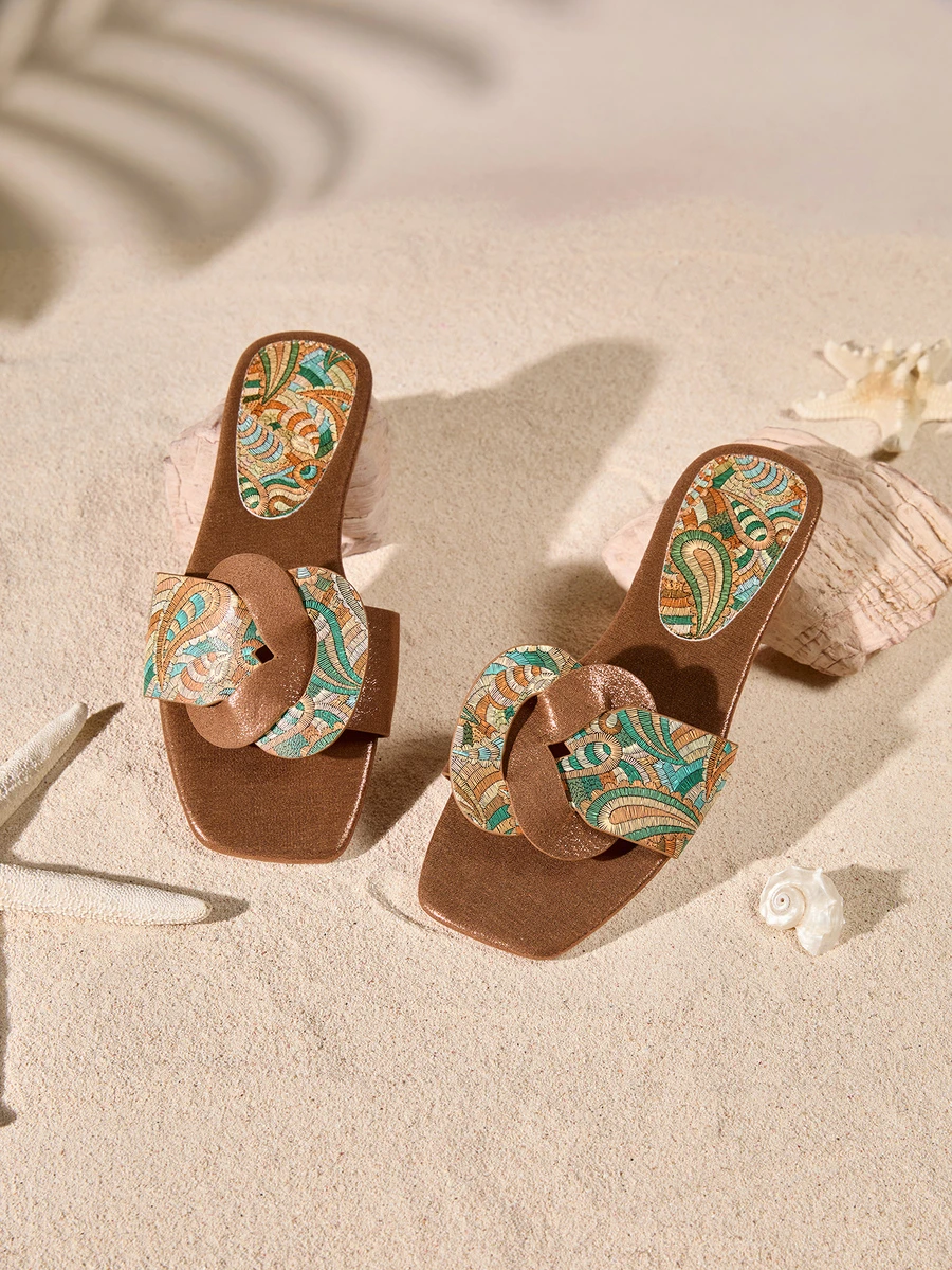 Tropiscape Nuevas sandalias para mujer 2026 Populares sandalias de tacón bajo tipo slip-on Sandalias casuales para mujer Zapatos de playa de punta abierta Tallas grandes 41-44 Cottagecore, Atuendo de verano - Bronce - Ver 1