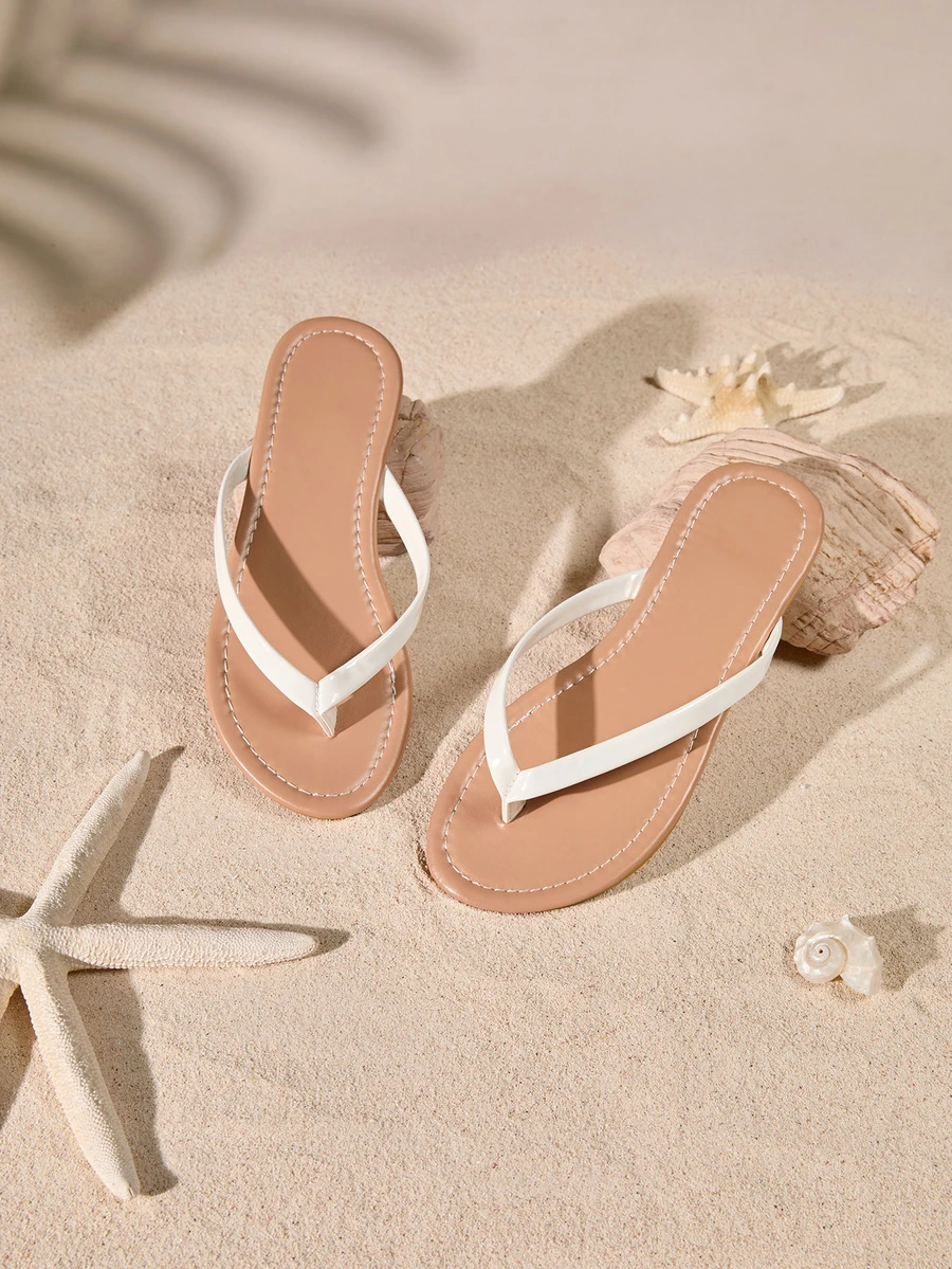 Tropiscape 大码女士人字拖，平底沙滩度假休闲人字拖 - 白色 - 查看 1