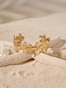 Tropiscape 金色花朵开口手镯，女士饰品，田园风，夏季穿搭 - small flower bracelet - 查看 3