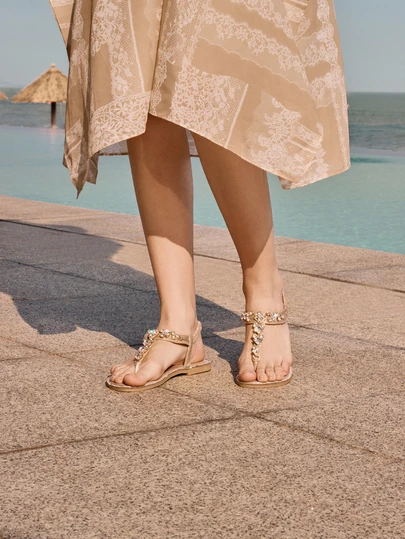 Glizzene 女士水钻装饰露跟人字拖凉鞋，时尚人字拖平底凉鞋，情人节婚礼必备