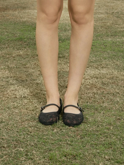 Hatastic 2025 秋季女士圆头网眼芭蕾平底鞋，刺绣花卉和珍珠装饰设计，优雅简约透气复古玛丽珍一脚蹬款式，时尚舒适，适合日常穿着