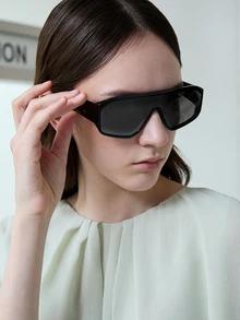 CHICVUE 1pair Women One-Piece Fashionable Sunglasses For Outdoor Travel Street Sunglasses Beach Sun Glasses Beach Accessories For Women Sun Glasses Sunglasses Shades Basics And Suit For Sweater Jeans Sweatpants Hoodie Jackets Dress And Long Sleeve Shirt Fashionable Shade Elegant Outfit Family Outings Travel Vacation Holiday For Summer Beach Vacation,Outdoor,Travel - Silver - View 4