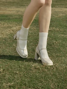 Hatastic 2025秋冬季圆头粗跟玛丽珍防水厚底鞋，优雅女士高跟鞋 - 杏色 - 查看 3