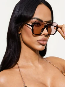 TuEzra 1pc Oversized Retro Style Women's Glasses, Suitable For Beach, Outdoor Activities, Travel, And An Ideal Choice For Women's Daily Wear, Business Casual, Summer Beach, Outdoor Travel, And Back To School Season In Autumn/Winter - Bronze - View 1