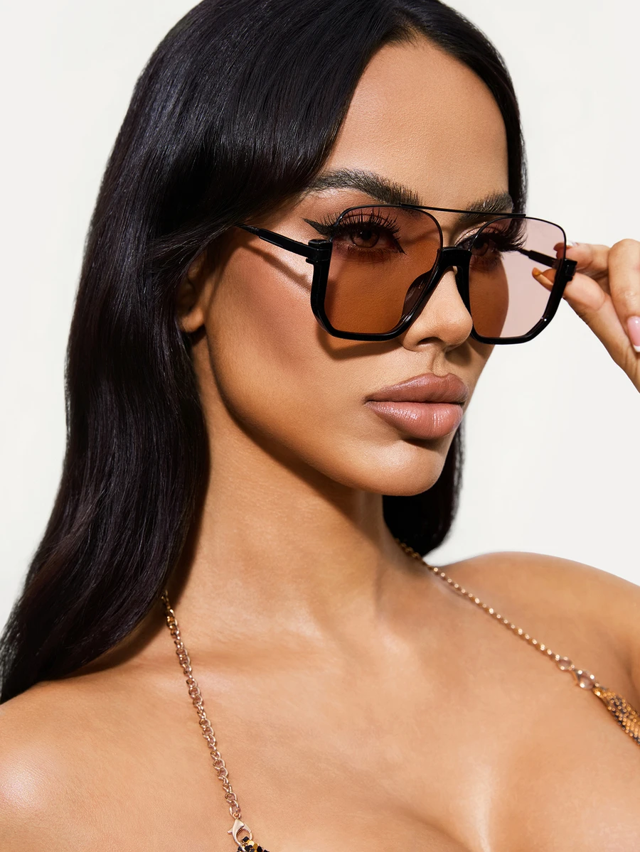 TuEzra 1pc Oversized Retro Style Women's Glasses, Suitable For Beach, Outdoor Activities, Travel, And An Ideal Choice For Women's Daily Wear, Business Casual, Summer Beach, Outdoor Travel, And Back To School Season In Autumn/Winter - Bronze - View 1