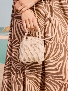 Glizzene 菱格纹公主款仿珍珠水钻串珠迷你手提包，采用仿珍珠串珠抽绳设计，ABS材质，适合派对、婚礼、舞会、晚宴等场合，可装口红等。女士珍珠包，情人节婚礼必备。 - 白色 - 查看 3