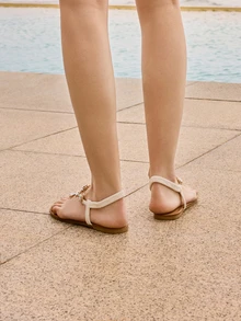 Glizzene Weiße Damensandalen mit Strass-Dekor, rutschfeste flache Zehentrenner-Sandalen, sexy für Hochzeit, Party, Strand, T-Riemen transparenter Stil Hochzeit Hochzeit - Weiss - Übersicht 3
