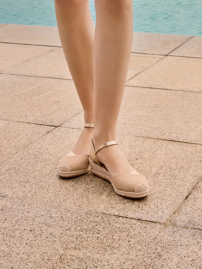 Glizzene 时尚女士金色弹力带编织黄麻绳圆头坡跟婚鞋