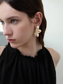 CHICVUE 1pair Golden Metal Leaf Design Earrings, Suitable For All Occasions - Yellow Gold - View 3