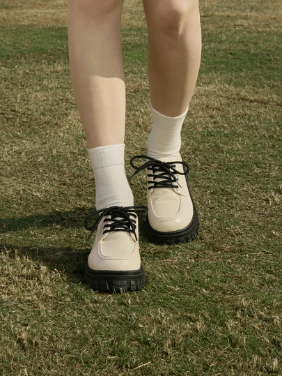 Hatastic Thick-Sole Shoes With Vintage British Style, Comfortable Black Pu Leather Women's Shoes With High Platform For Summer, College Style Footwear To Match