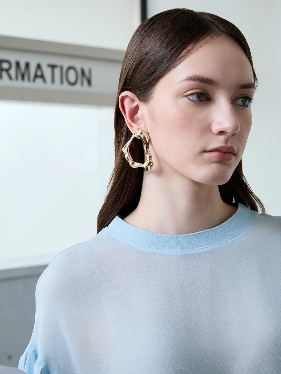 CHICVUE 1 Pair Of European & American Geometric Asymmetrical Hollow Stud Earrings - Yellow Gold - View 1