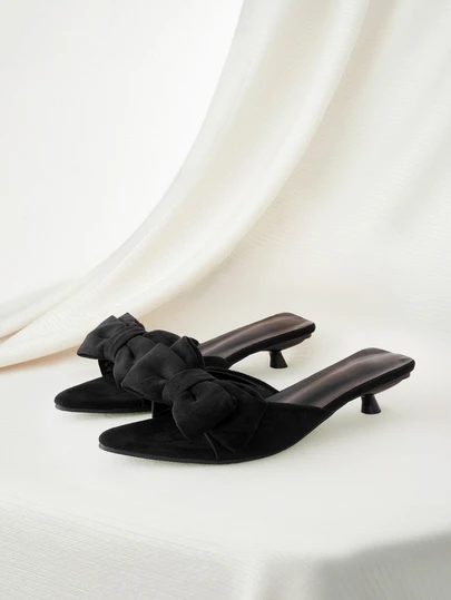 Clariva 2025年新款法式尖头蝴蝶结女士凉鞋，绒面革鞋面，舒适低跟