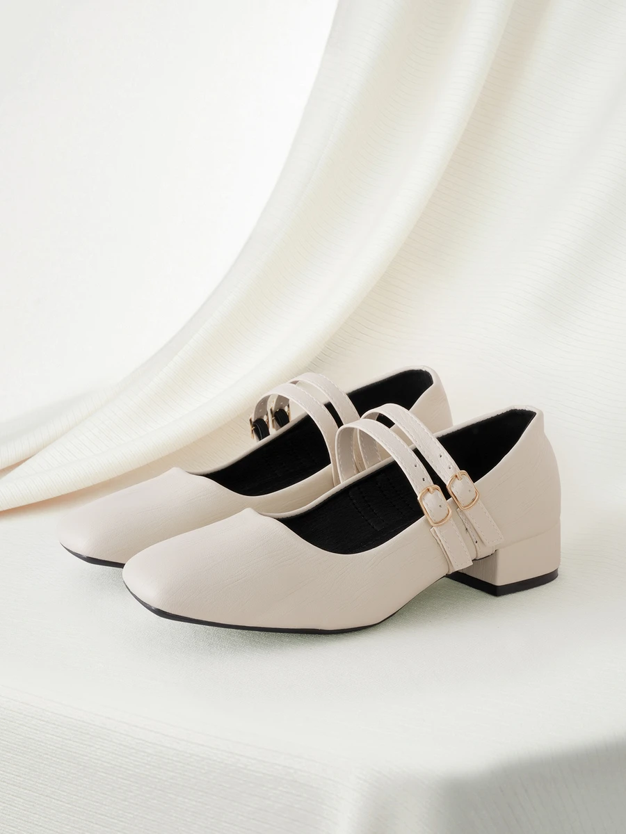 Clariva 女式 3 厘米布跟黑色时尚百搭海军蓝、咖啡色、酒红色玛丽珍低跟粗跟休闲鞋，四季皆宜 - 杏色 - 查看 1