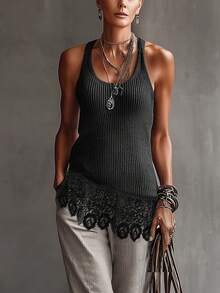 女士圆领纯色修身针织吊带背心，复古优雅撞色蕾丝设计，休闲无袖上衣，百搭日常时尚，夏季必备，度假完美之选（黑色） - 黑色 - 查看 1