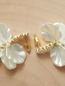 Glizzene 1pair French Style White Petal Shaped Drop Earrings Valentine's Day Wedding - White - View 5