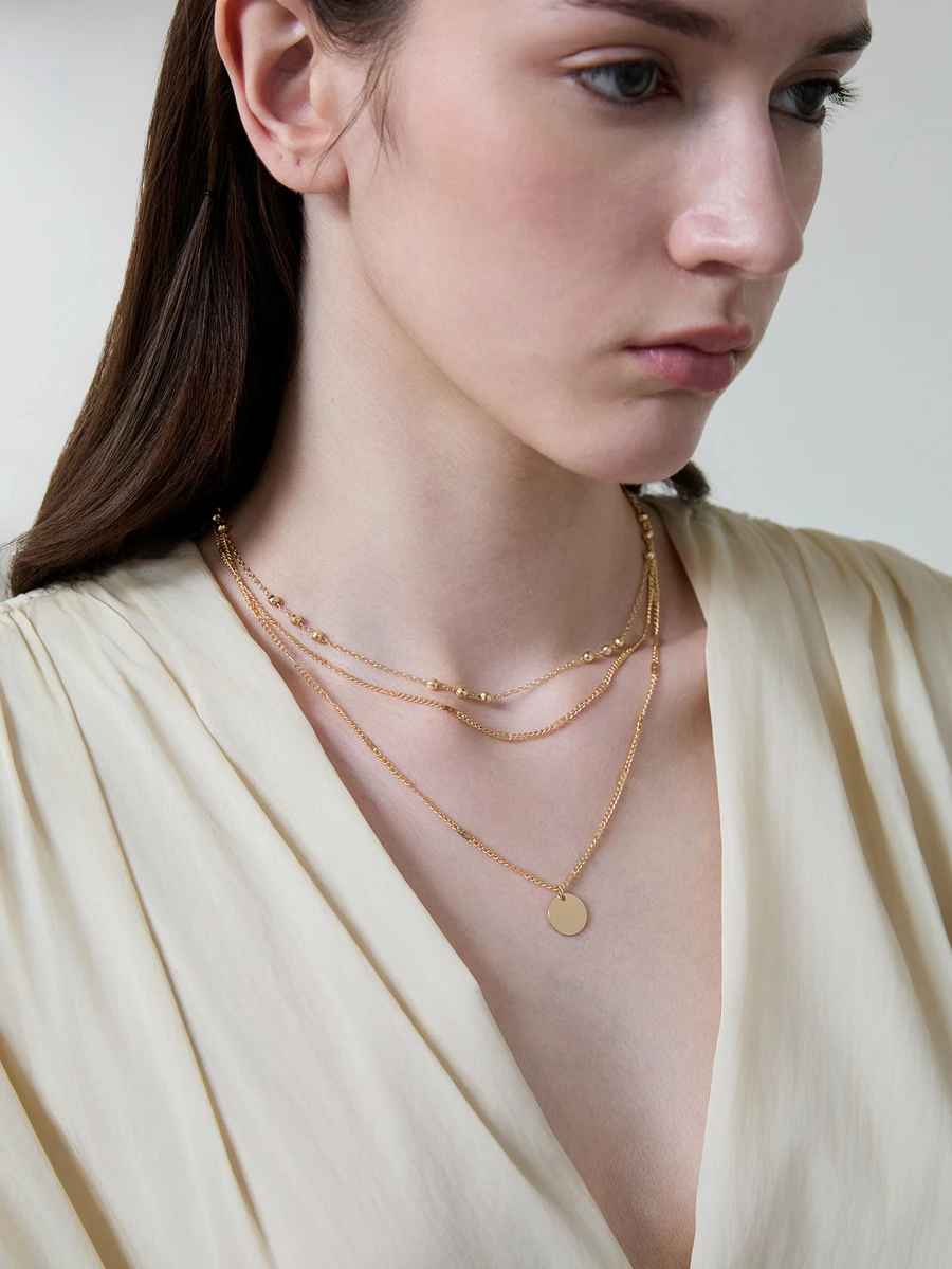 CHICVUE 2 piezas Collar de cuentas con colgante redondo y con capas, color dorado (cantidad de cuentas aleatoria) - Amarillo Oro - Ver 1