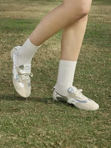 Hatastic Soft Bottom Retro Casual Ballet Flats For Women, Lace-Up, Versatile, Suitable With Skirts, Slip-On, Minimalist Sneakers - Silver - View 3