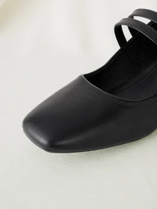 Clariva 女士3厘米布面包跟黑色时尚百搭玛丽珍低跟粗跟优雅平底鞋，另有藏蓝色、咖啡色、酒红色可选 - 黑色 - 查看 5