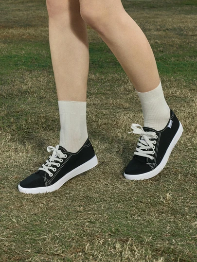 Hatastic 2024 New Canvas Shoes, Breathable Casual Cloth Shoes, Versatile Flat Shoes, Low-Top Sneakers Music Fest