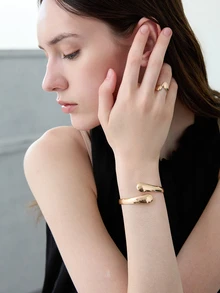 CHICVUE 1pc Geometric Water Drop Metal Bangle & 1pc Ring, Simple & Fashionable, Suitable For Women's Daily Wear, Gatherings, Dates, Gift - Yellow Gold - View 4