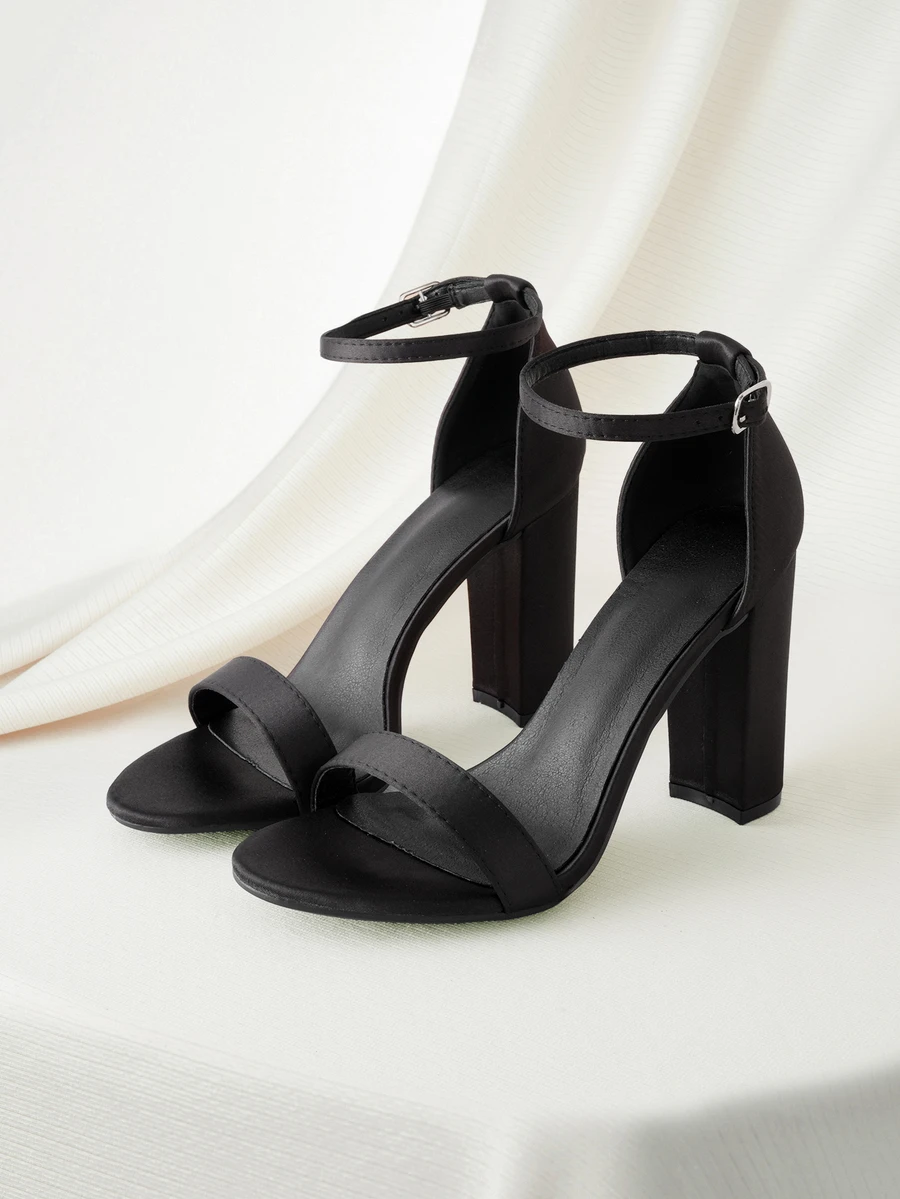 Clariva 女士时尚新款舒适晚间度假系带高跟罗马粗跟派对舞蹈凉鞋 - 黑色 - 查看 1