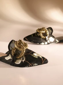 Etoivie 女士优雅尖头平底网眼穆勒鞋，金属搭扣装饰，鞋面图案随机，适合春夏婚礼穿着。 - 彩色 - 查看 4