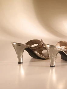 Etoivie 女士高跟凉鞋露趾刺绣编织鞋镂空透气拖鞋圆头香槟色高跟鞋夏季女士凉鞋女士高跟拖鞋锥形跟粗跟鞋香槟色鞋香槟色拖鞋假日鞋派对女鞋女士高跟凉鞋香槟色鞋复古女鞋婚礼鞋 - 香檳色 - 查看 2