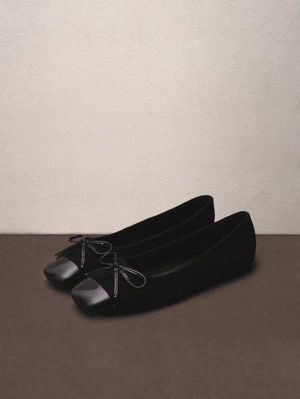 Hatastic 2025新款蝴蝶结方头粗跟平底套脚休闲舒适软底女鞋音乐节