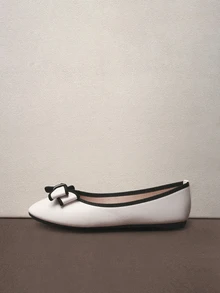 Hatastic 蝴蝶结平底低帮乐福鞋，夏季户外宽脚薄款时尚性感百搭一脚蹬鞋，软底鞋乳白色圆头，四季皆宜 - 白色 - 查看 4