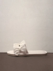 Hatastic 秋冬蕾丝家居时尚面料女童春秋新款仿珍珠女士家居拖鞋，毛绒拖鞋 - 米色 - 查看 5