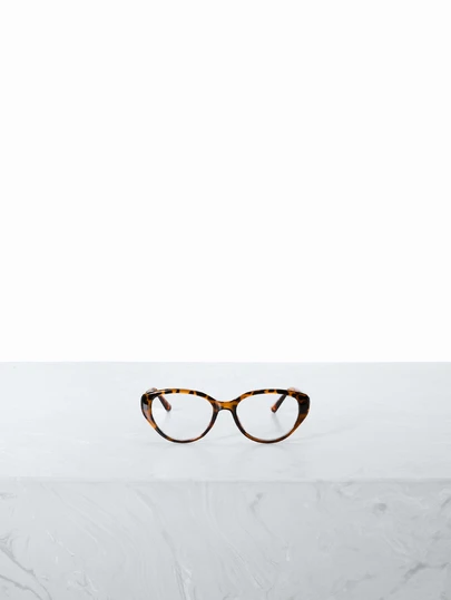 CHICVUE New Fashionable Retro Sexy Cat Eye Eyeglasses Frame, Non-Prescription Glasses For Daily Wear, Black Frame, Vintage Stylish Lightweight Glasses, Women Eyewear Accessory