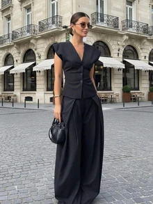 女士夏季条纹V领无袖背心上衣搭配宽松阔腿长裤两件套 - 黑色 - 查看 1