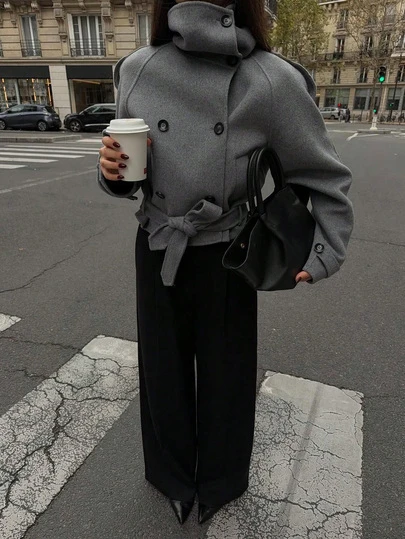 复古风格纯色双排扣高领女式外套，通勤女式大衣，适合秋冬春季穿着