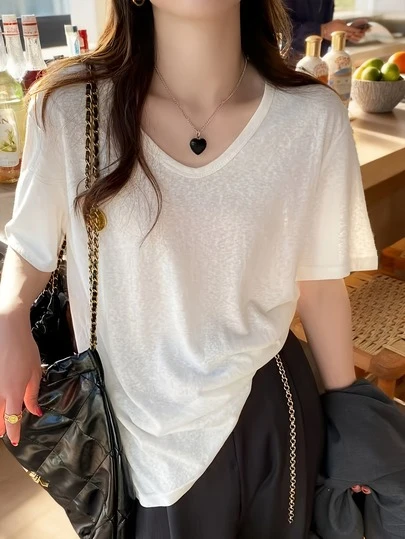 Áo thun ngắn tay cổ chữ U mùa hè, chất liệu vải họa tiết bông tuyết mát lạnh, thoáng khí, dáng rộng thoải mái, thích hợp mặc hàng ngày.