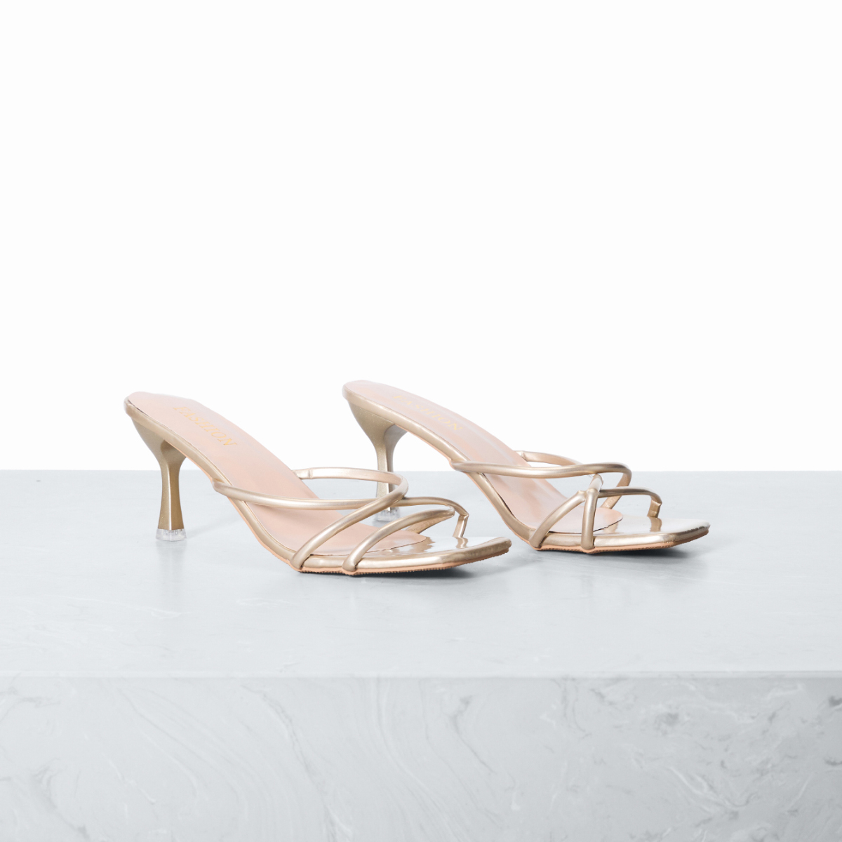 Sandalias de talla grande para mujer con tacón alto, punta cuadrada y abertura cruzada, cómodas y sencillas, de uso casual y fashionable para uso en