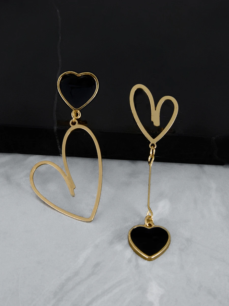 CHICVUE 1 Pair Of Chic Asymmetric Metal Heart Pendant Earrings, Gift For Birthday, Anniversary, Date - Black - View 1