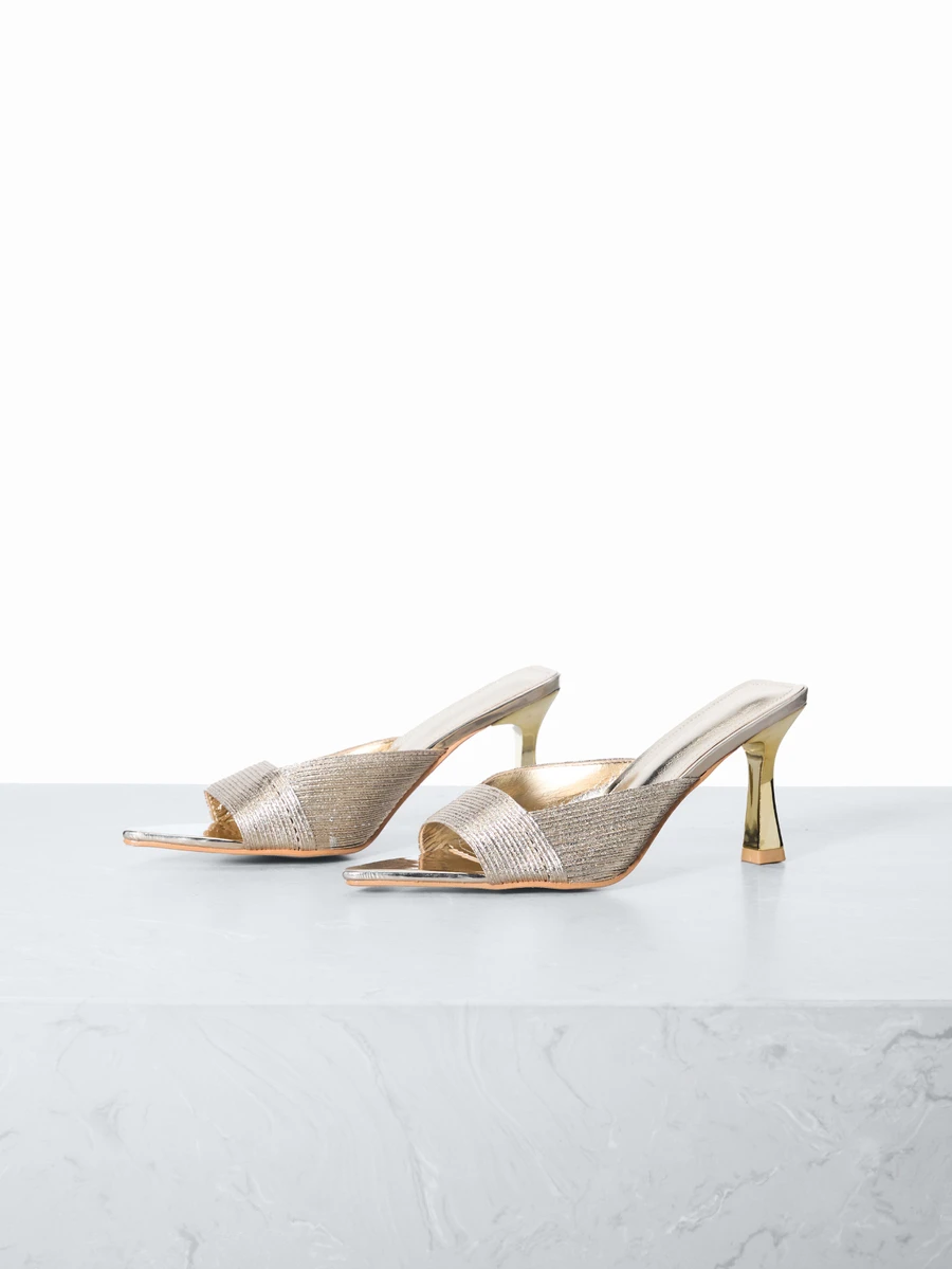 CHICVUE 女士 Niche 尖头编织带高跟穆勒凉鞋（包装） - 金色 - 查看 1