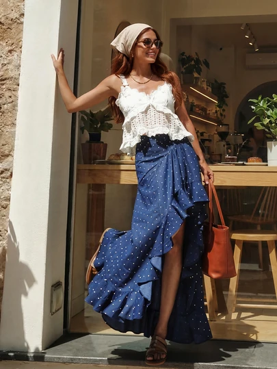 Solstice Apparel 藏蓝色波点不规则荷叶边下摆长裙，高腰侧开衩修身半身裙，波西米亚度假风，适合日常通勤、外出和约会，春夏百搭下装