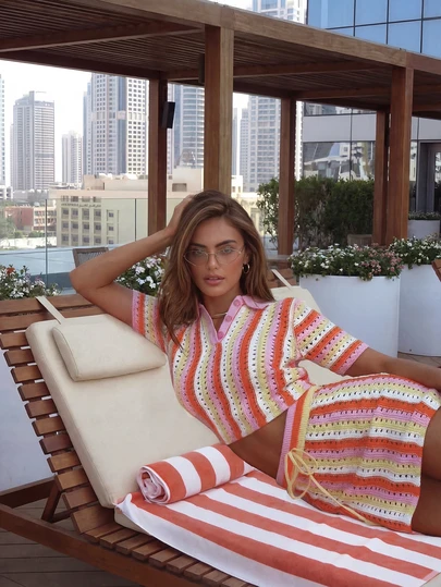 Spring/Summer New Women's Fashion Casual Colorblock Striped 2-Piece Set, Cropped Turndown Collar Short Sleeve Top Paired With Low-Waist Bodycon Mini Skirt, Bohemian Style Outfit Suitable For Beach Vacation, Beach Party, Outing, Holiday, Swimming Pool Party, Country Music Festival, Date And More